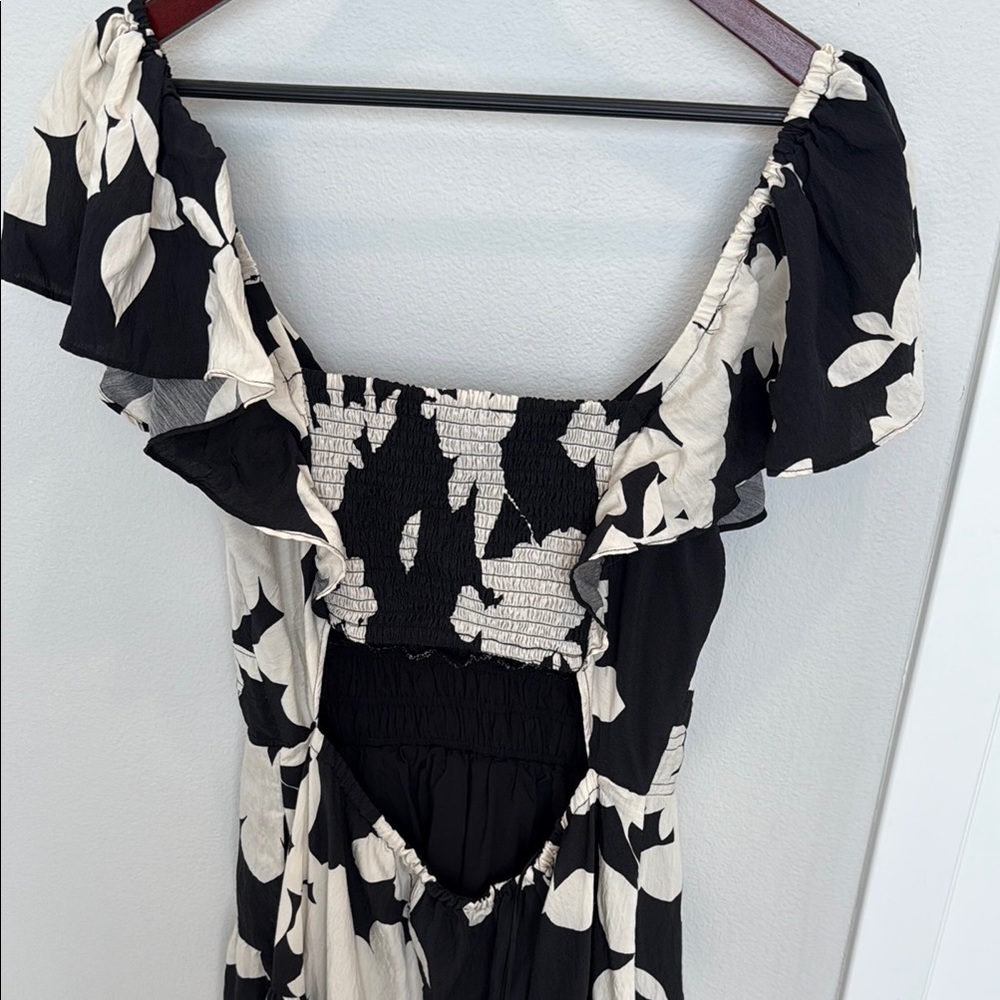 Anthropologie Black and Ivory Floral Print  Maxi Dress with Open Low Back - Picture 10 of 14